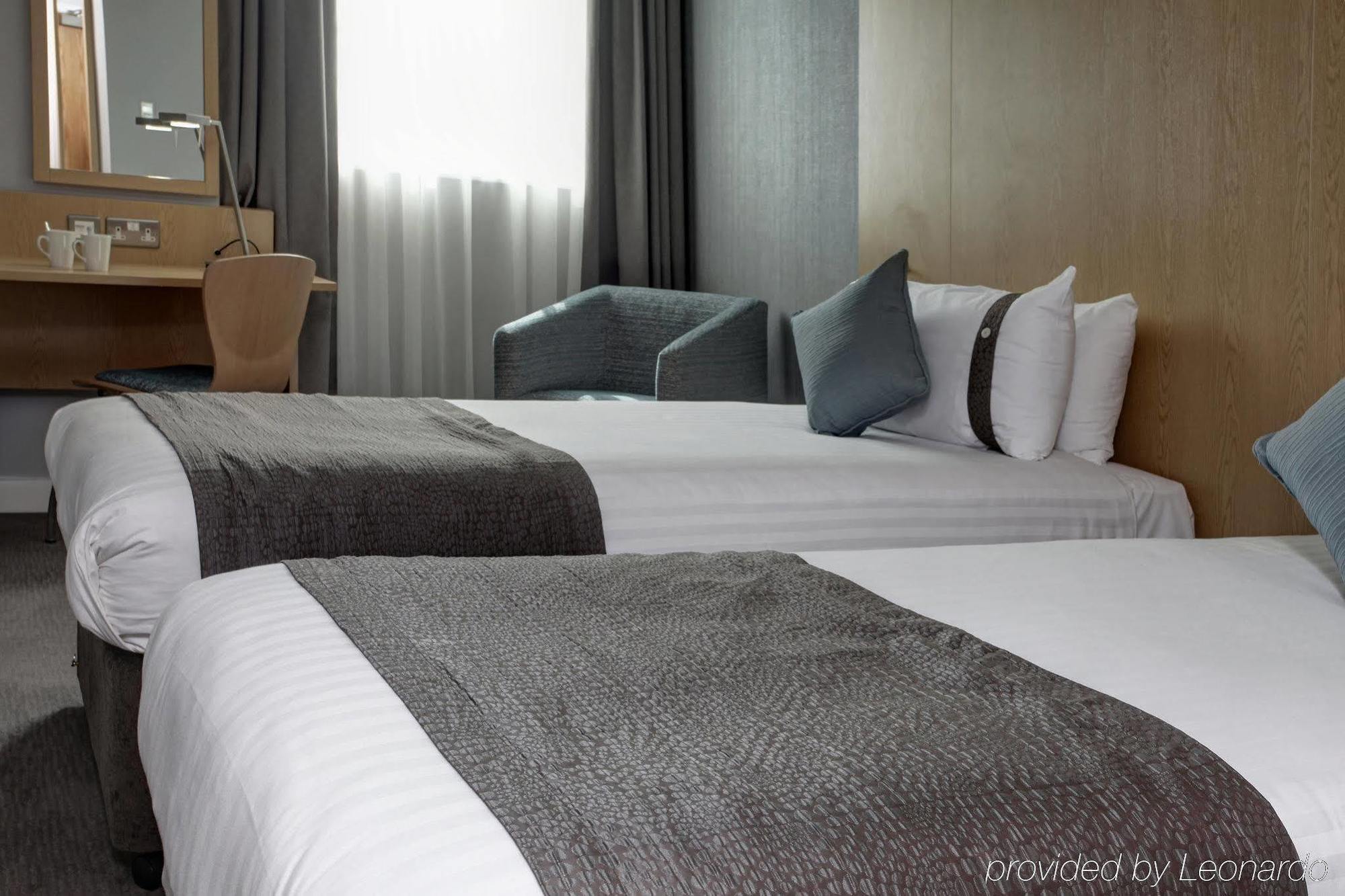Holiday Inn London Luton Airport By Ihg Dış mekan fotoğraf